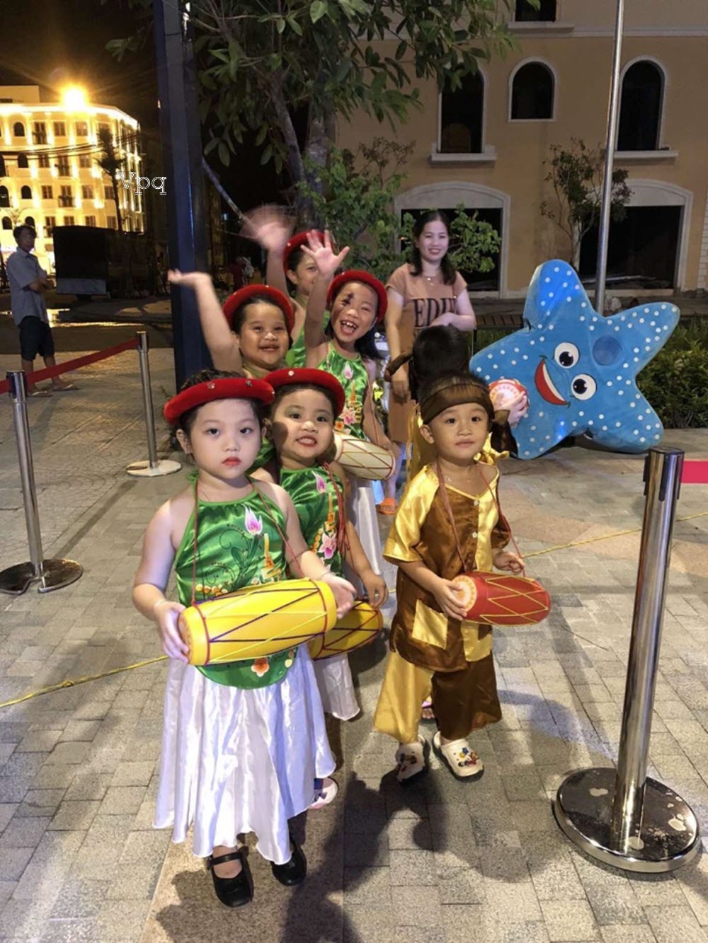 C&aacute;c bạn nhỏ sẽ tr&igrave;nh diễn những tiết mục Trung thu dễ thương, nhộn nhịp trong Đ&ecirc;m hội trăng rằm.