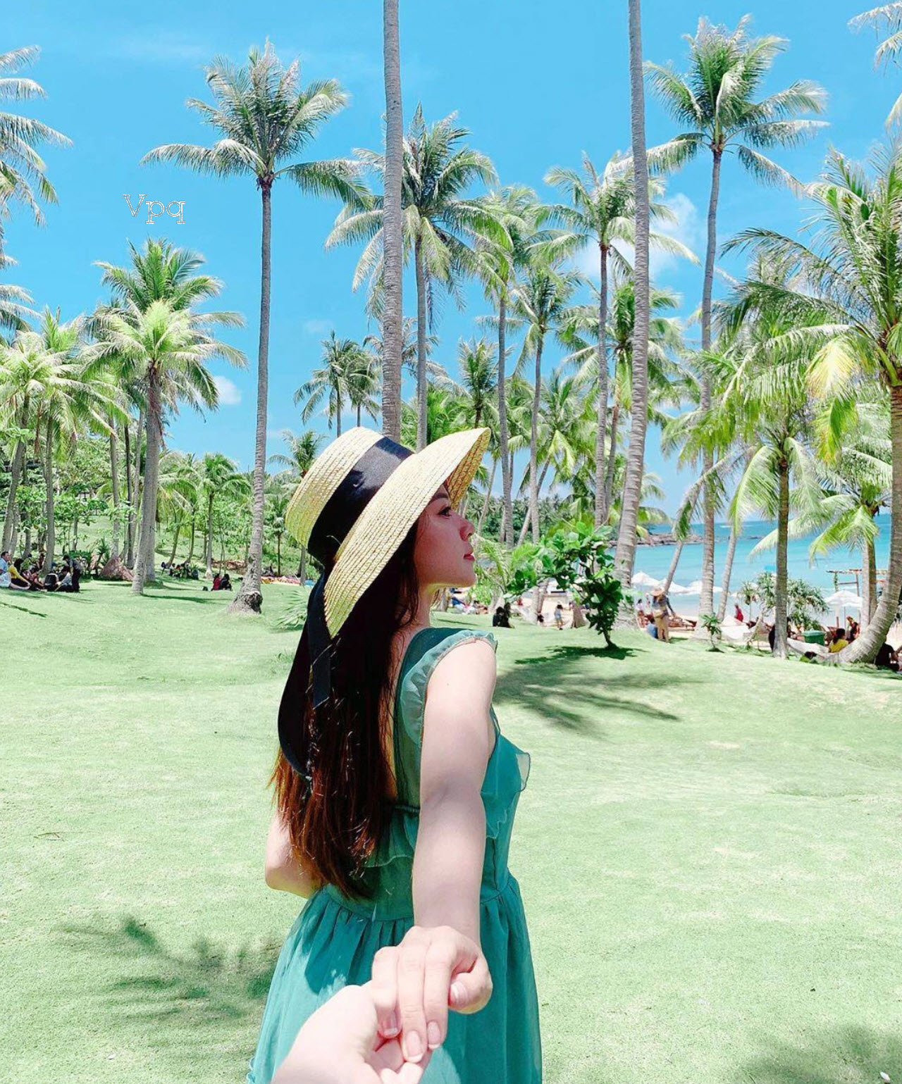 Check in tại Bãi Trào, Hòn Thơm với những rặng dừa cao vút