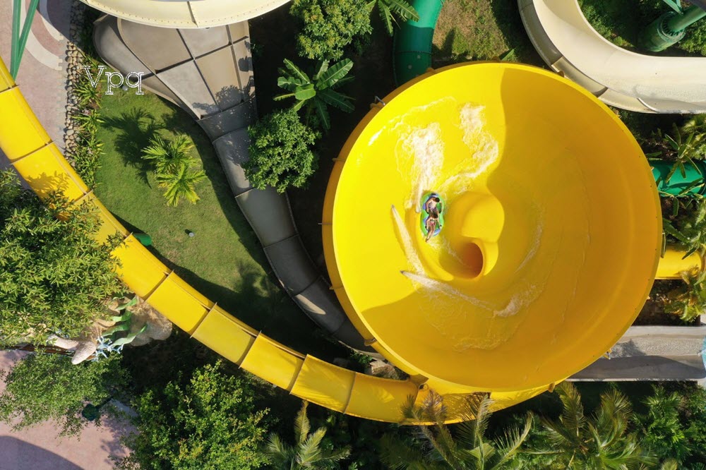 C&ocirc;ng vi&ecirc;n nước Aquatopia Water Park H&ograve;n Thơm