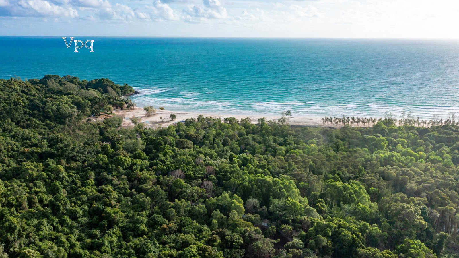 Sun Secret Valley nằm tại phần nguy&ecirc;n sơ của B&atilde;i D&agrave;i