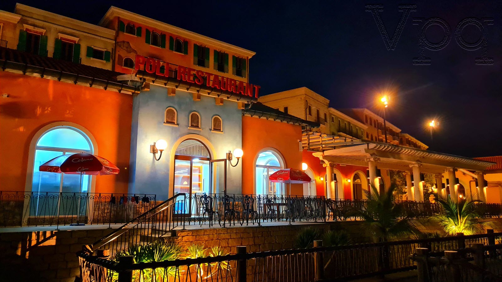Không gian ngoài trời siêu lãng mạn tại Poli Restaurant