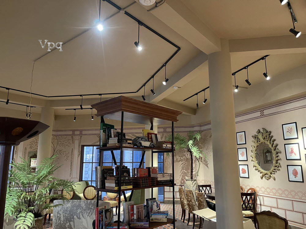 Nội thất Cafe RuNam Phú Quốc