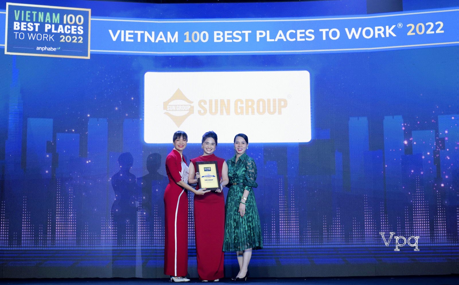 Sun Group nhận giải thưởng về m&ocirc;i trường l&agrave;m việc của Anphabe&nbsp;