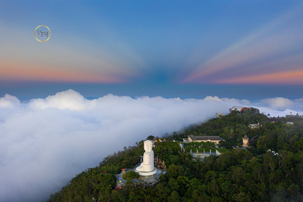 B&agrave; N&agrave; Hills - Đường l&ecirc;n ti&ecirc;n cảnh