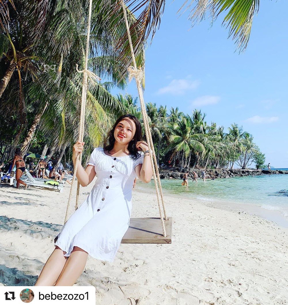 Check in tại B&atilde;i Tr&agrave;o H&ograve;n Thơm