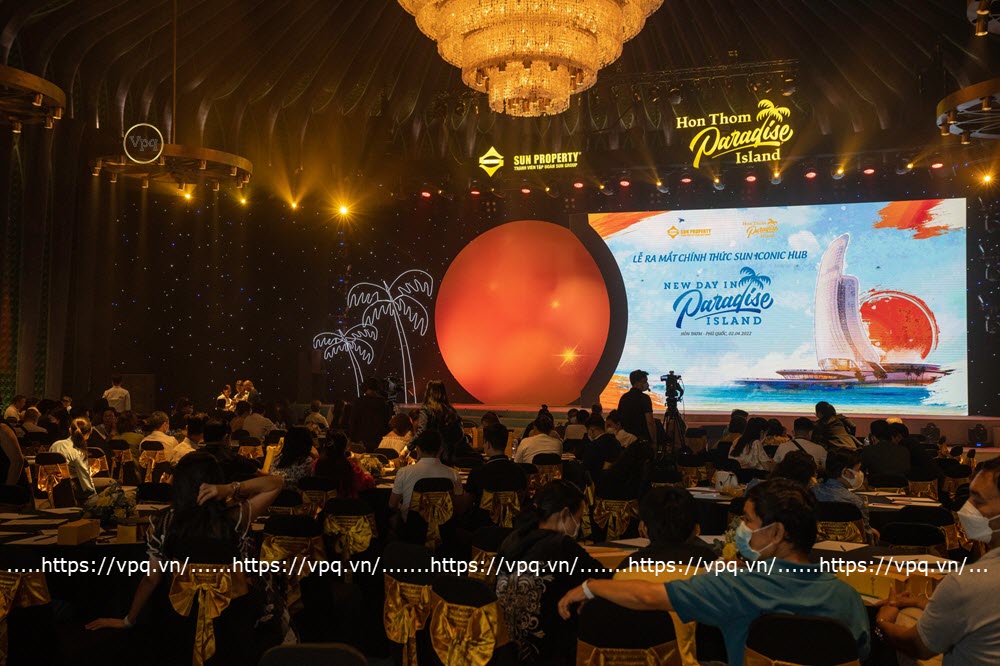 Sự kiện ra mắt Sun Iconic Hub thu h&uacute;t h&agrave;ng ngh&igrave;n kh&aacute;ch h&agrave;ng/ nh&agrave; đầu tư