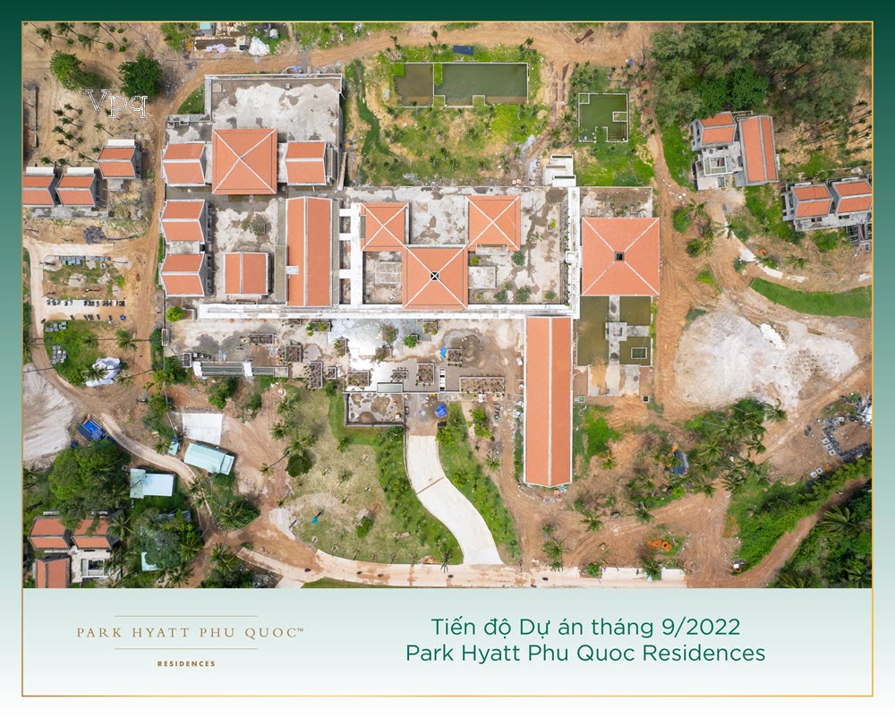 Khu vực Village Centre đã xây xong và đang hoàn thiện cảnh quan