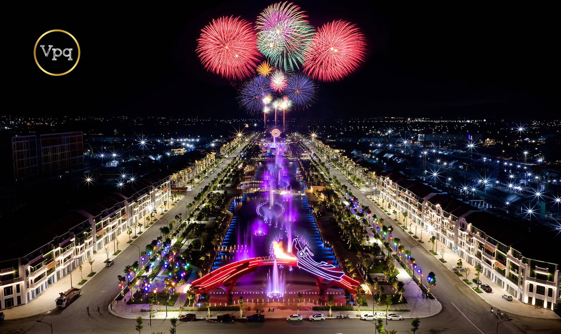 Trục Công viên lễ hội Sun Urban City rực rỡ về đêm