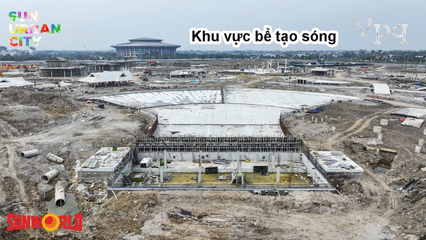 Khu vực bể tạo s&oacute;ng tại c&ocirc;ng vi&ecirc;n Sun World