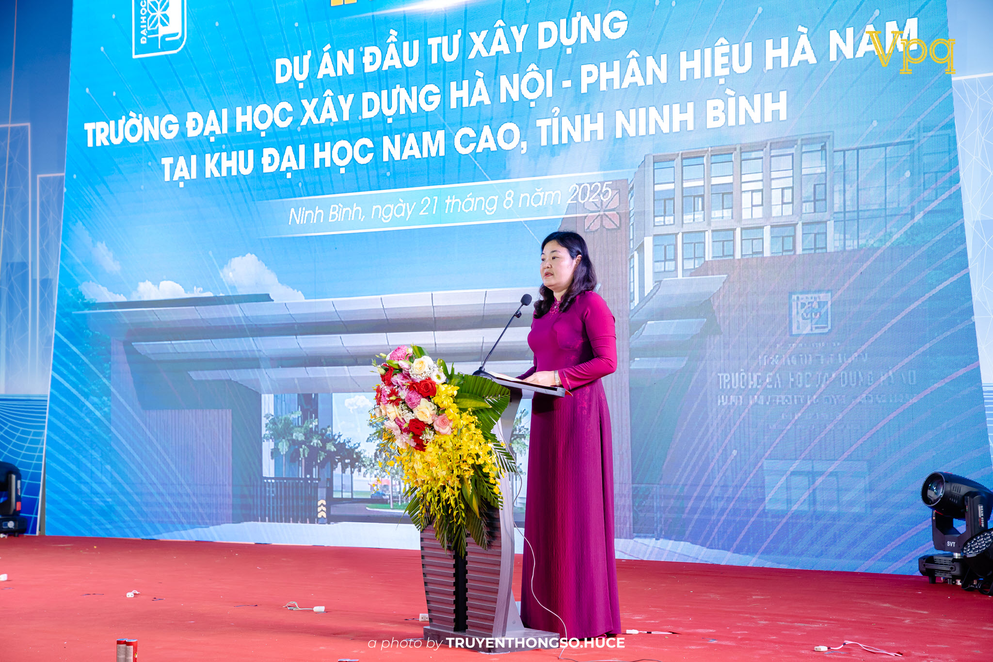 Bà Hà Lan Anh - Phó Chủ tịch UBND tỉnh Ninh Bình phát biểu tại Lễ Khởi công
