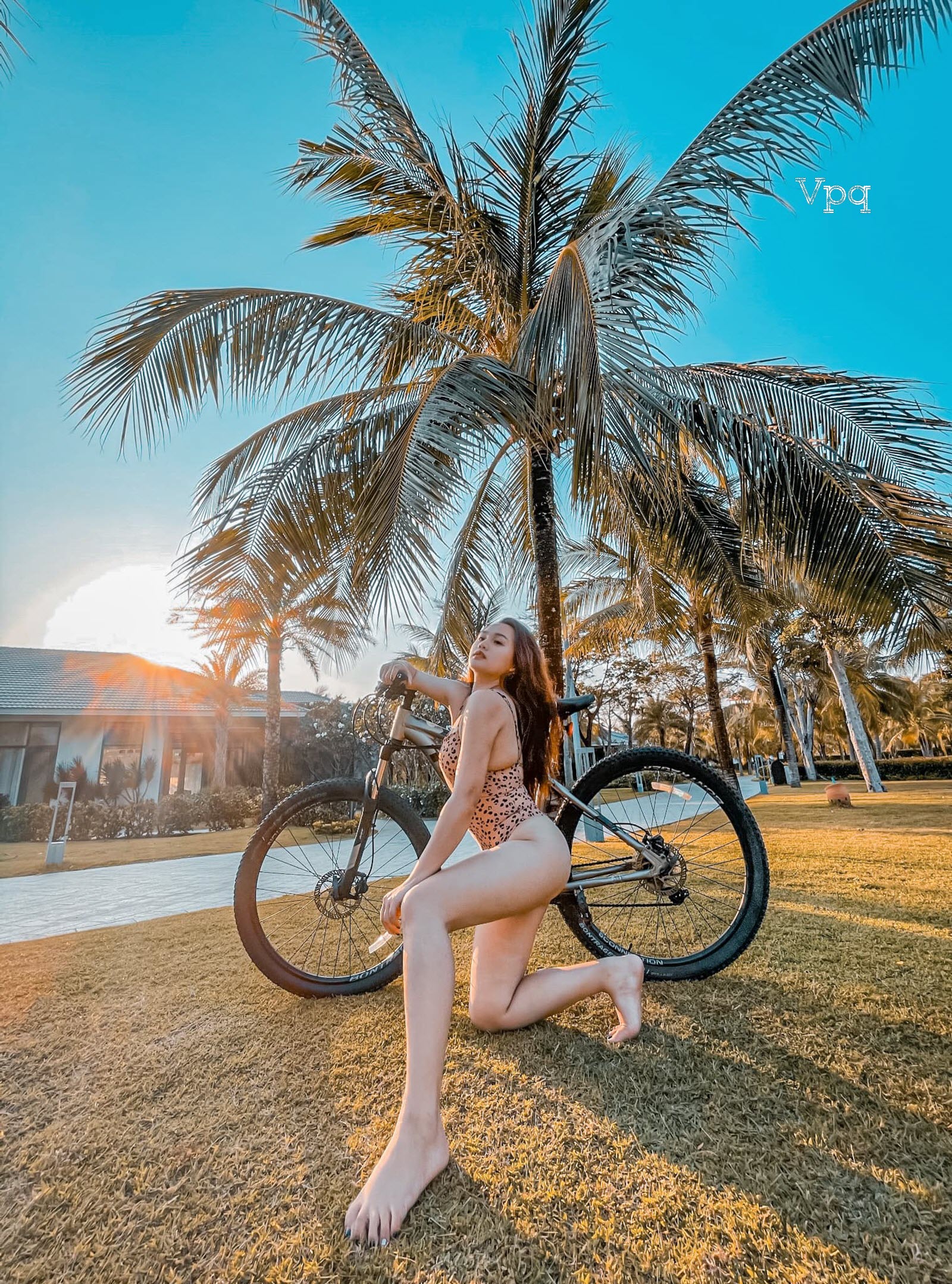 Khi đi gia đ&igrave;nh th&igrave; bạn n&ecirc;n book ph&ograve;ng ở c&aacute;c khu resort v&igrave; đầy đủ dịch vụ
