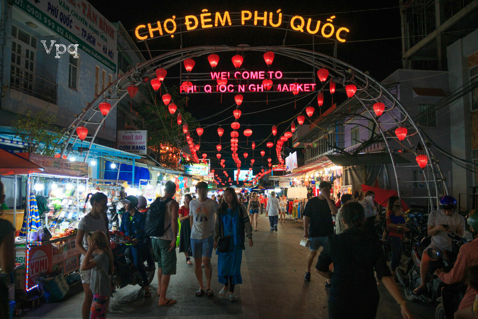 Chợ đ&ecirc;m Ph&uacute; Quốc