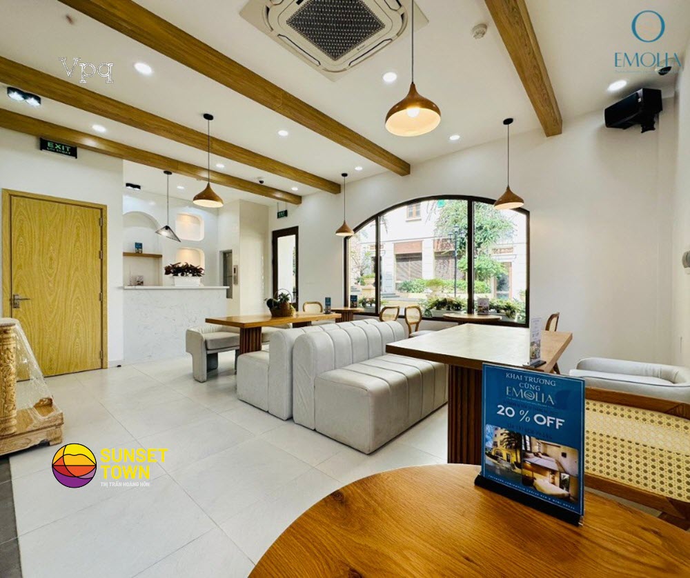 Kh&ocirc;ng gian sảnh Emolia