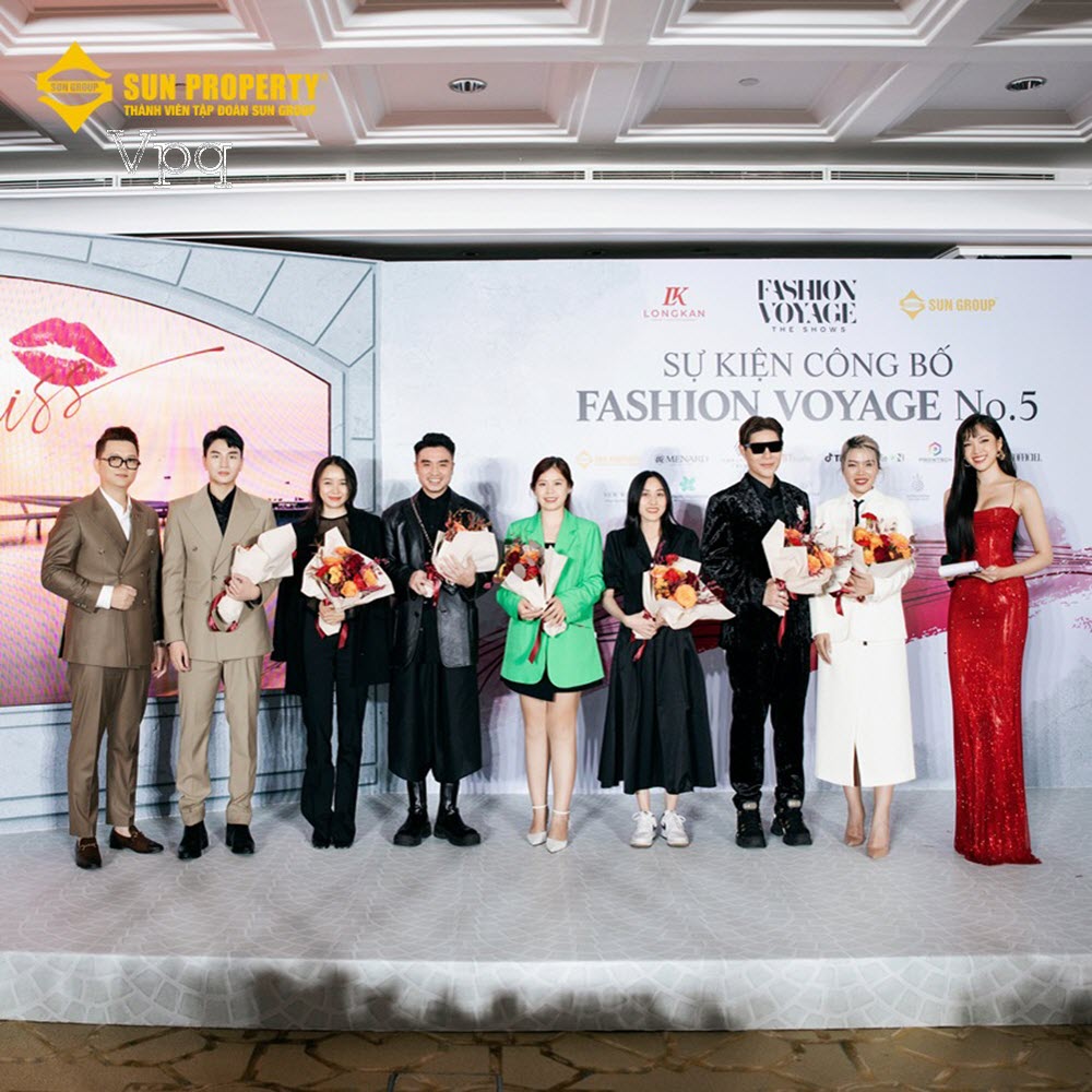 C&aacute;c nh&agrave; thiết kế tham gia show diễn lần n&agrave;y