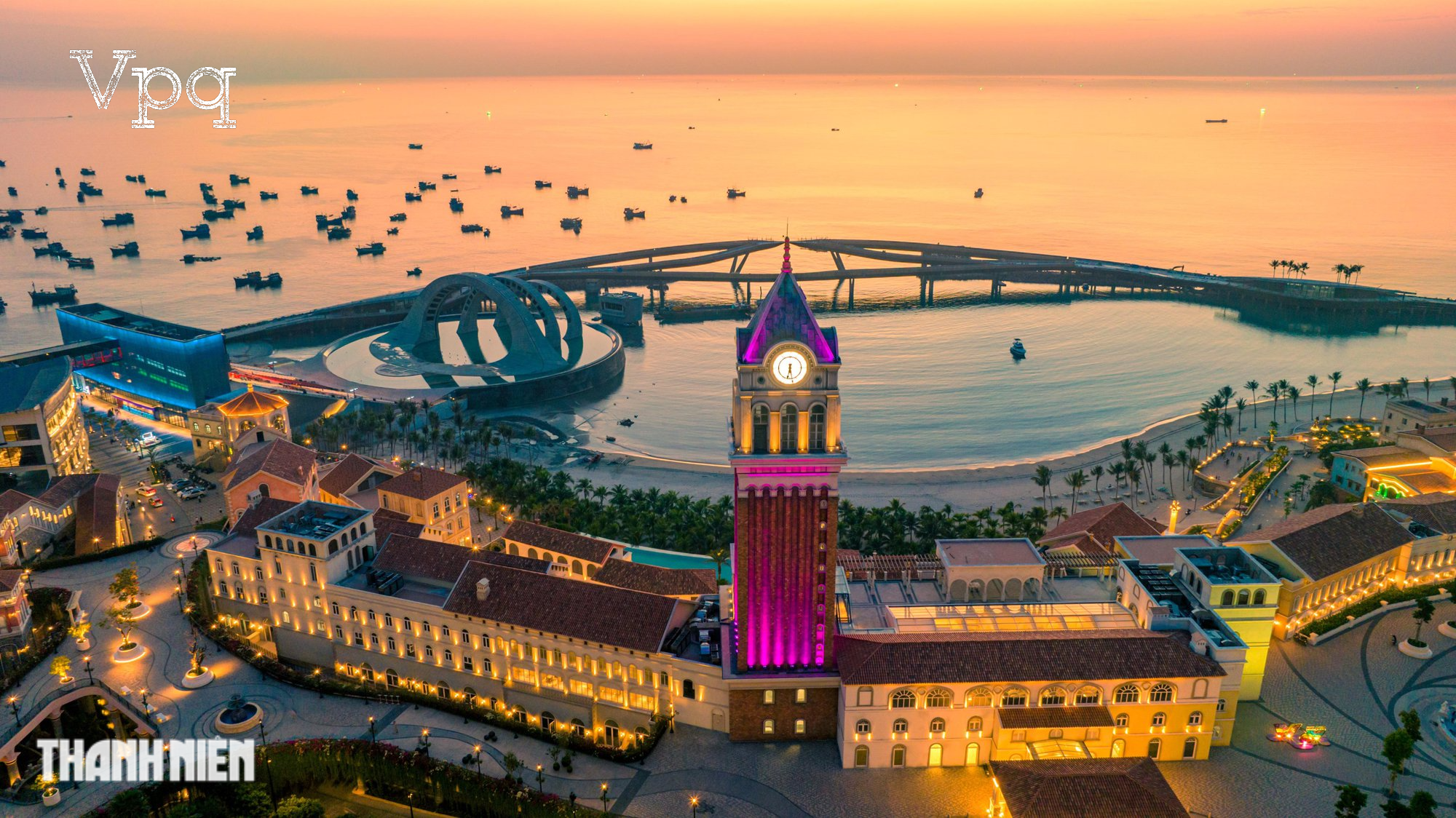 Hoàng Hôn Sunset Town Phú Quốc - ảnh 1