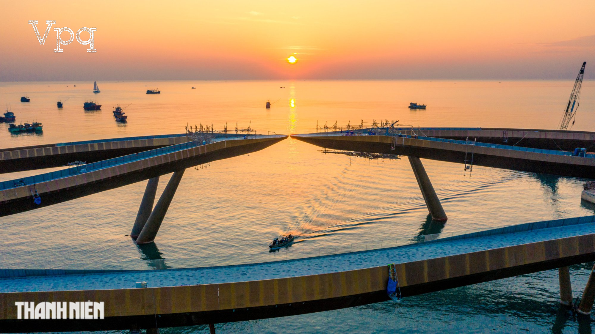 Hoàng Hôn Sunset Town Phú Quốc - ảnh 4