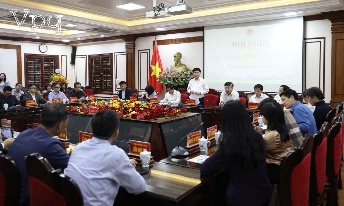 UBND tỉnh H&agrave; Nam tiếp v&agrave; l&agrave;m việc với Đo&agrave;n c&ocirc;ng t&aacute;c của Học viện Ng&acirc;n h&agrave;ng
