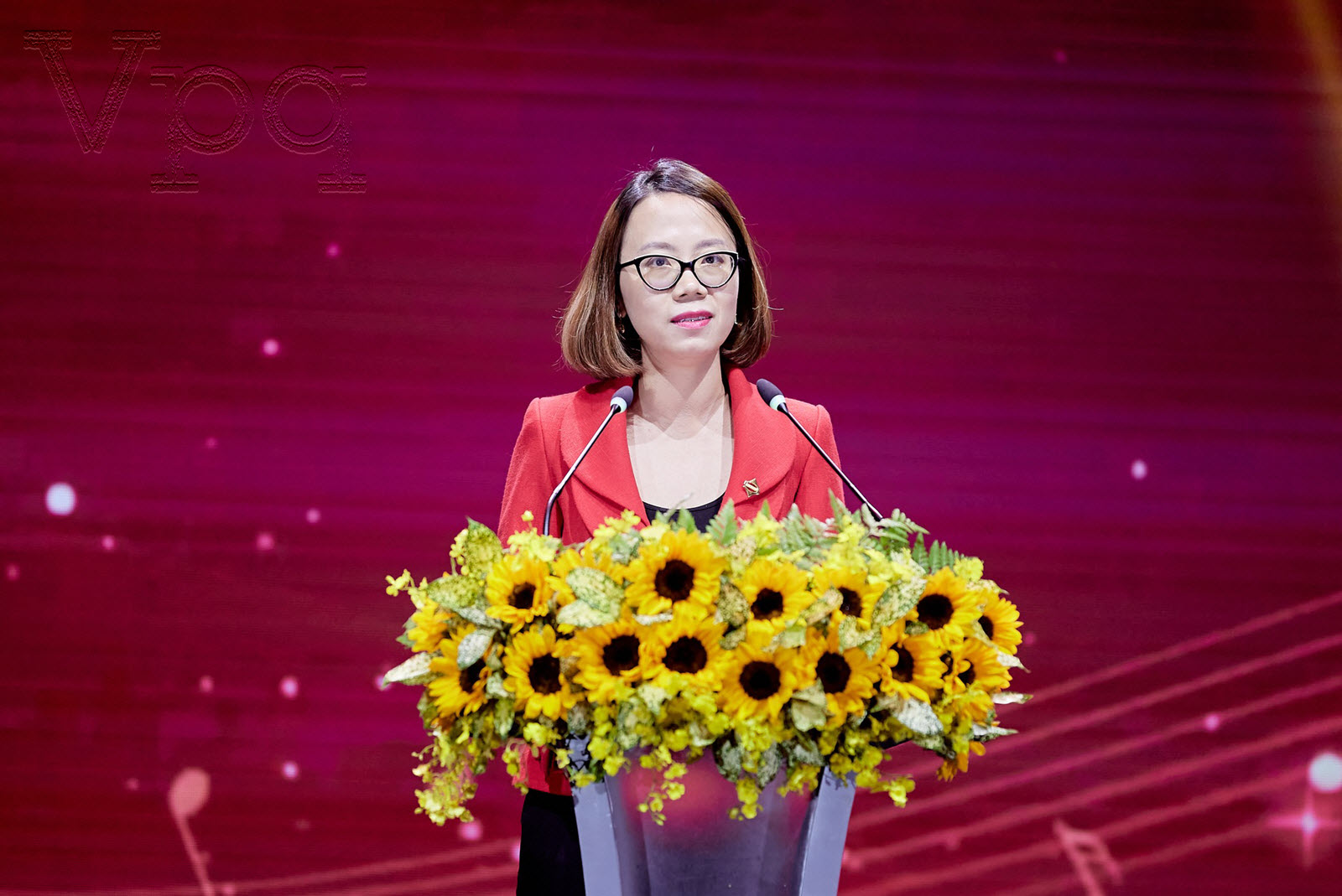 B&agrave; Nguyễn Ngọc Th&uacute;y Linh - Đại diện Sun Property ph&aacute;t biểu tại sự kiện