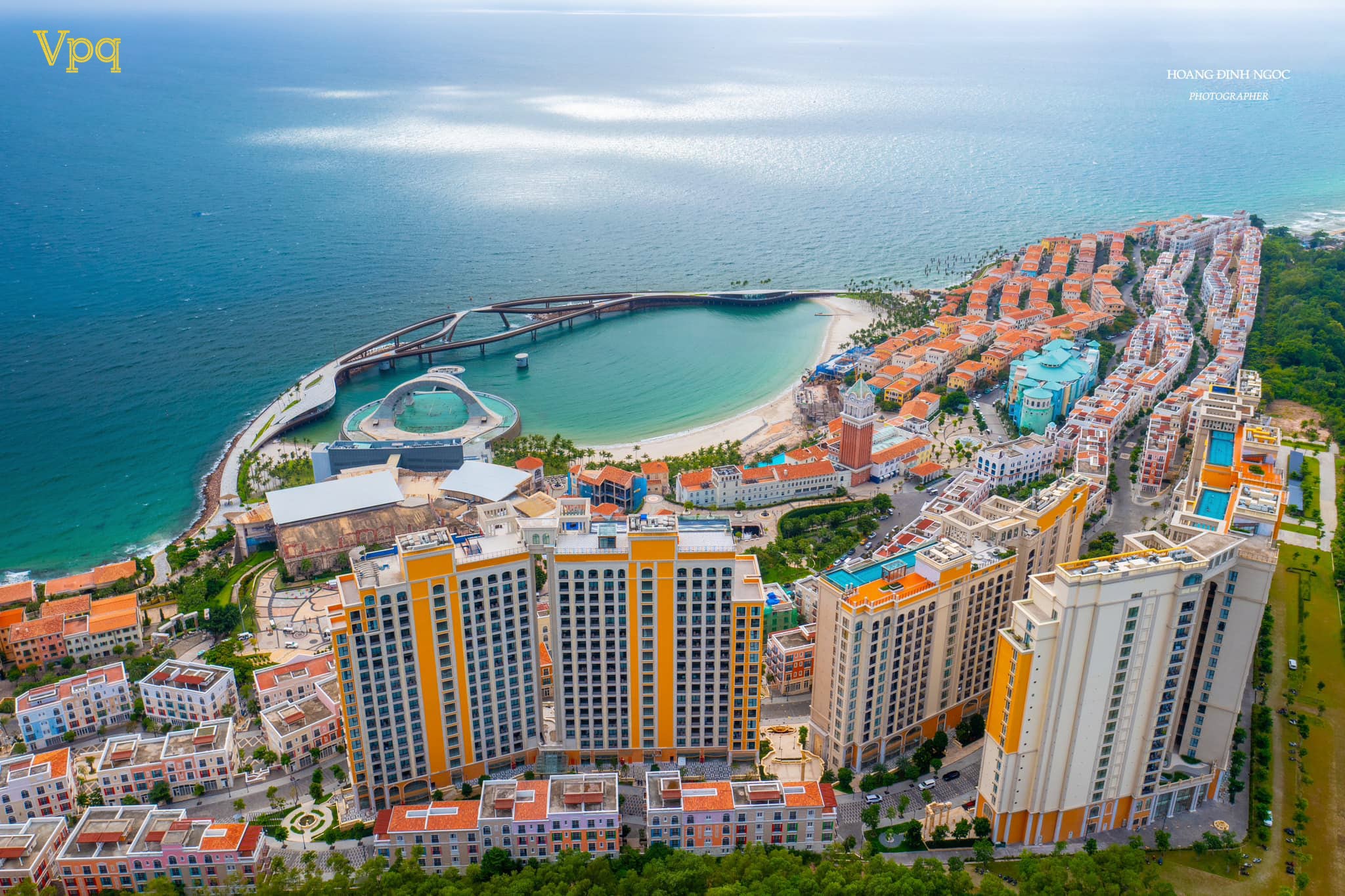 Toàn cản view từ đỉnh núi Ông Quán