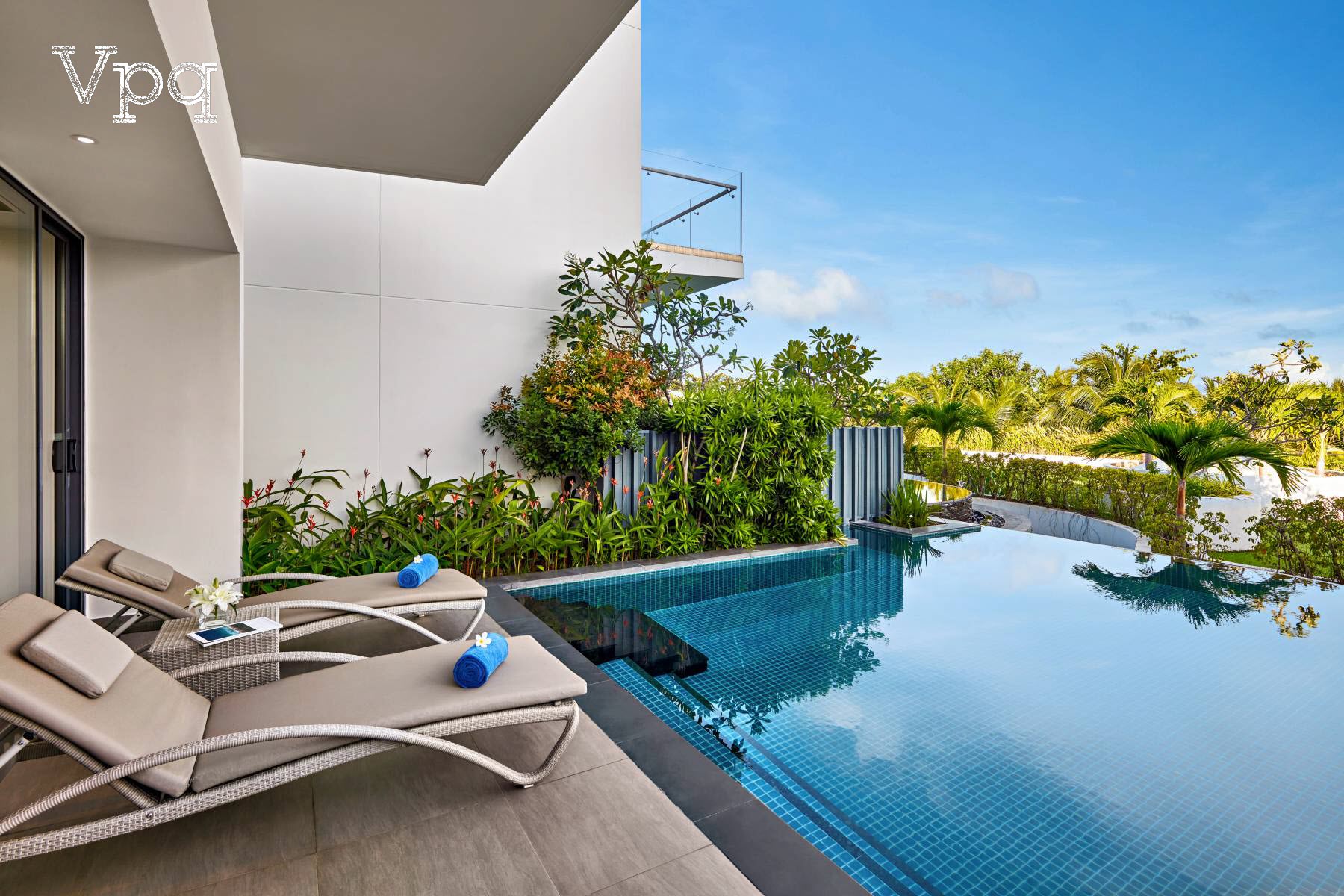 Hồ bơi riêng căn hộ Apartment