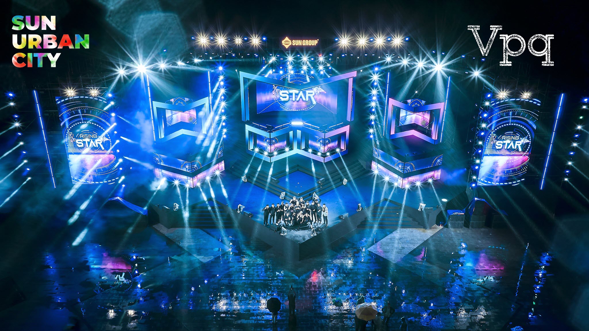Đêm nhạc Rising Star - Ảnh 1