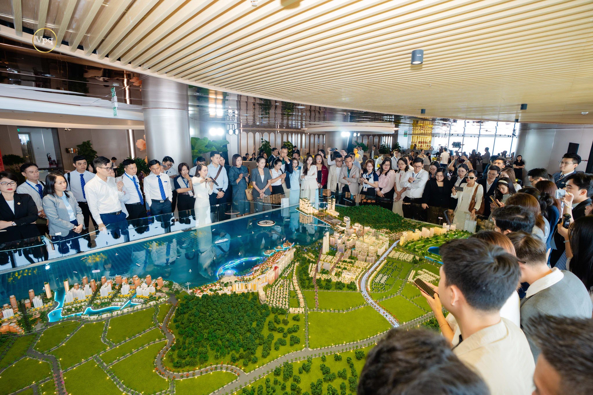 Đại diện chủ đầu tư giới thiệu về quy hoạch Nam Phú Quốc