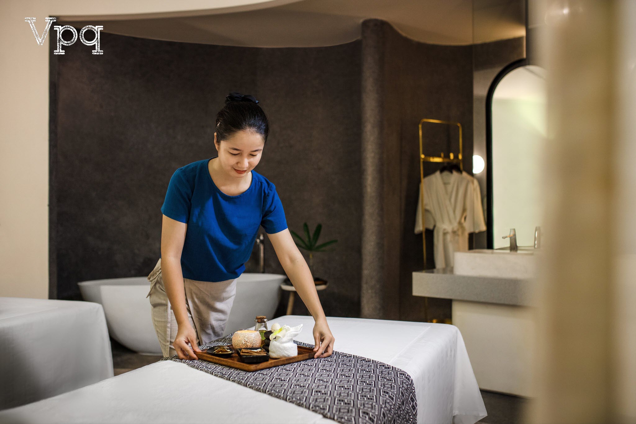 Nhân viên chuyên nghiệp văn minh