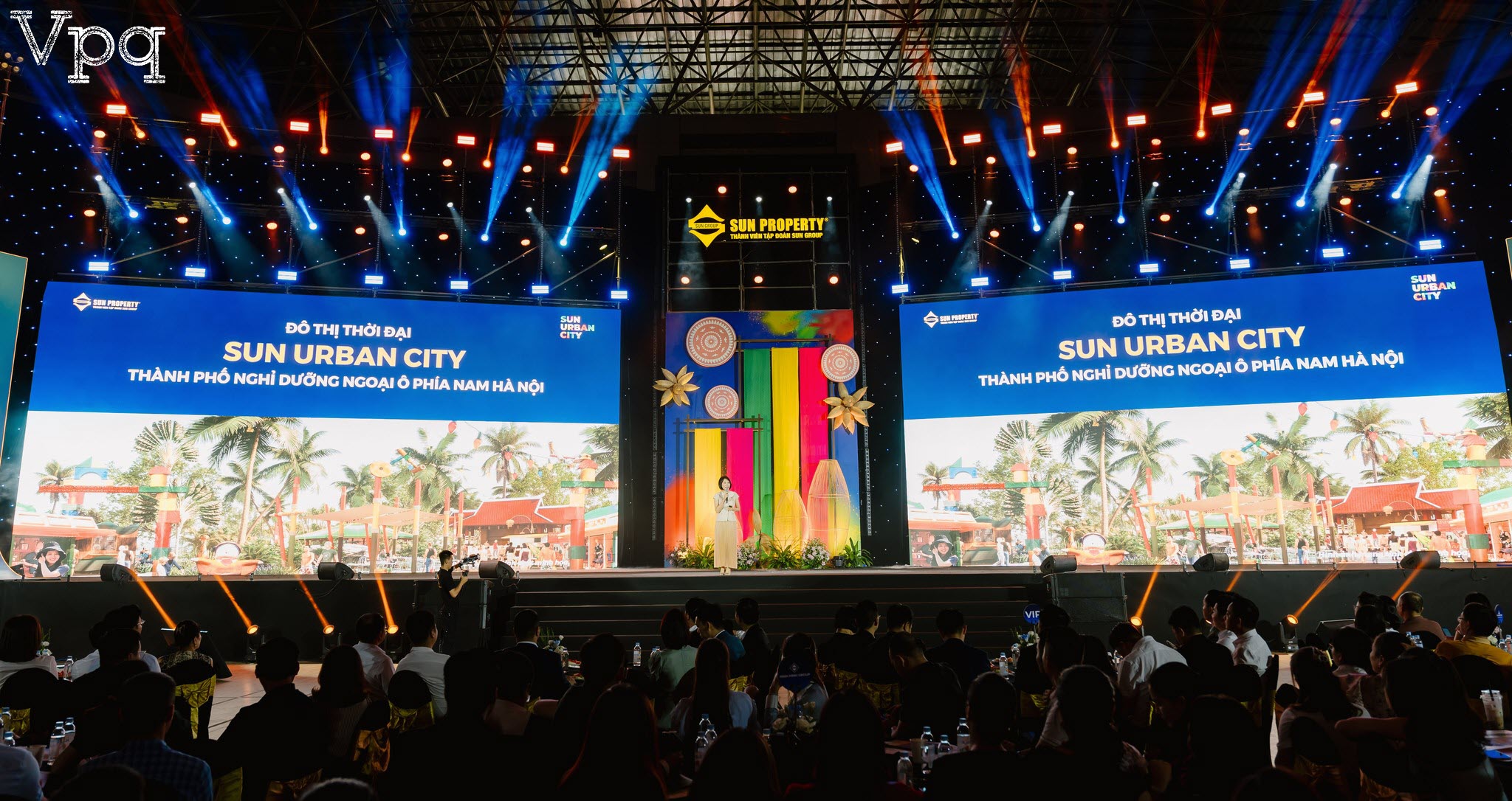 Đại diện CĐT Sun Group giới thiệu dự &aacute;n