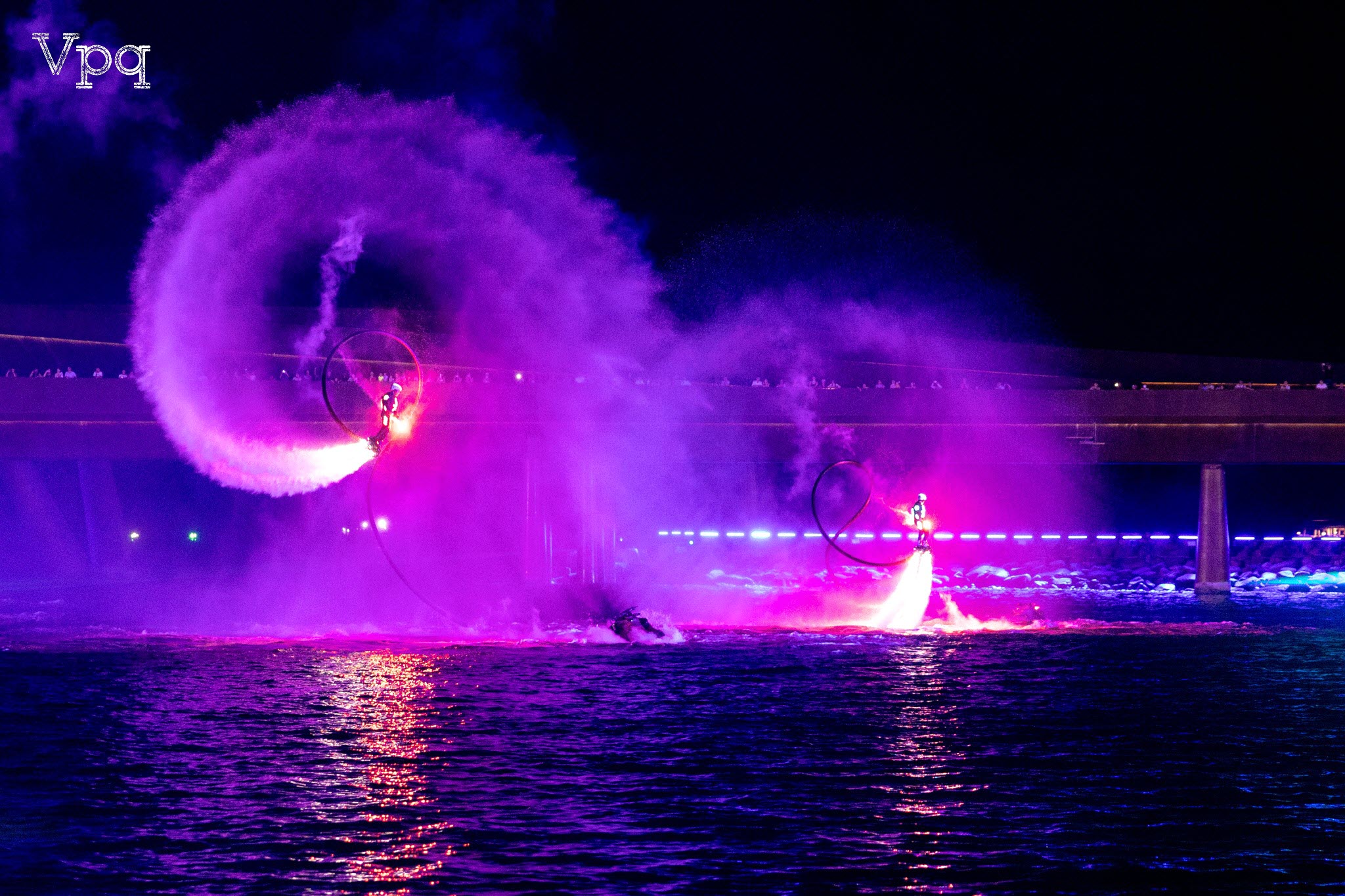 Show thể thao mạo hiểm trên biển Awaken Sea
