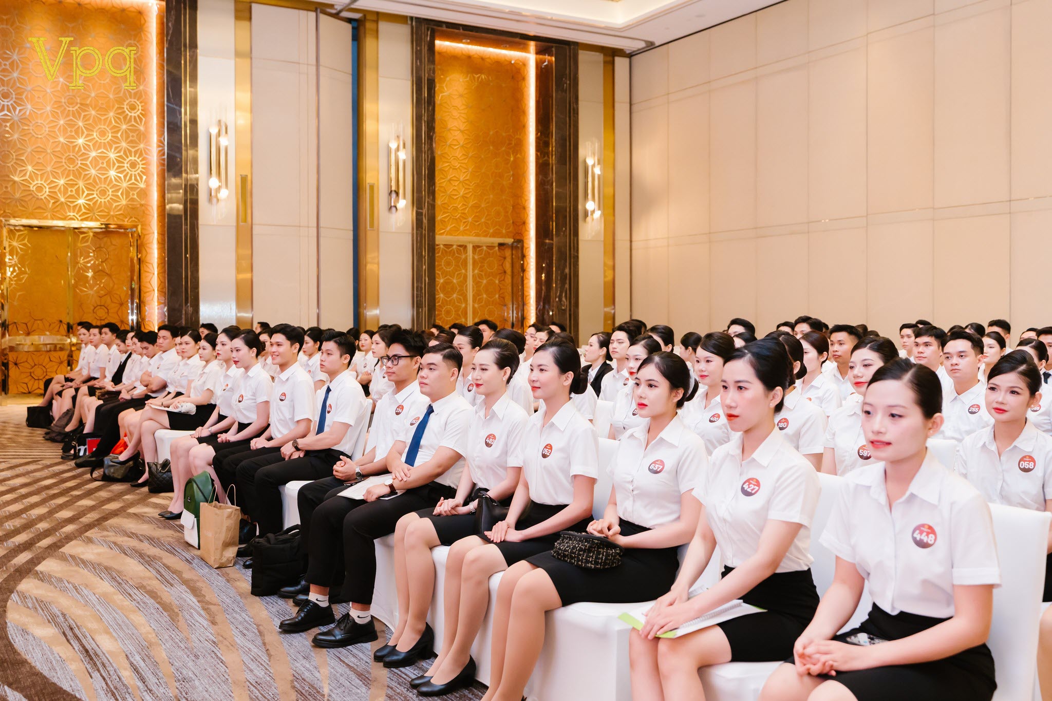 Học viện h&agrave;ng kh&ocirc;ng Mặt Trời