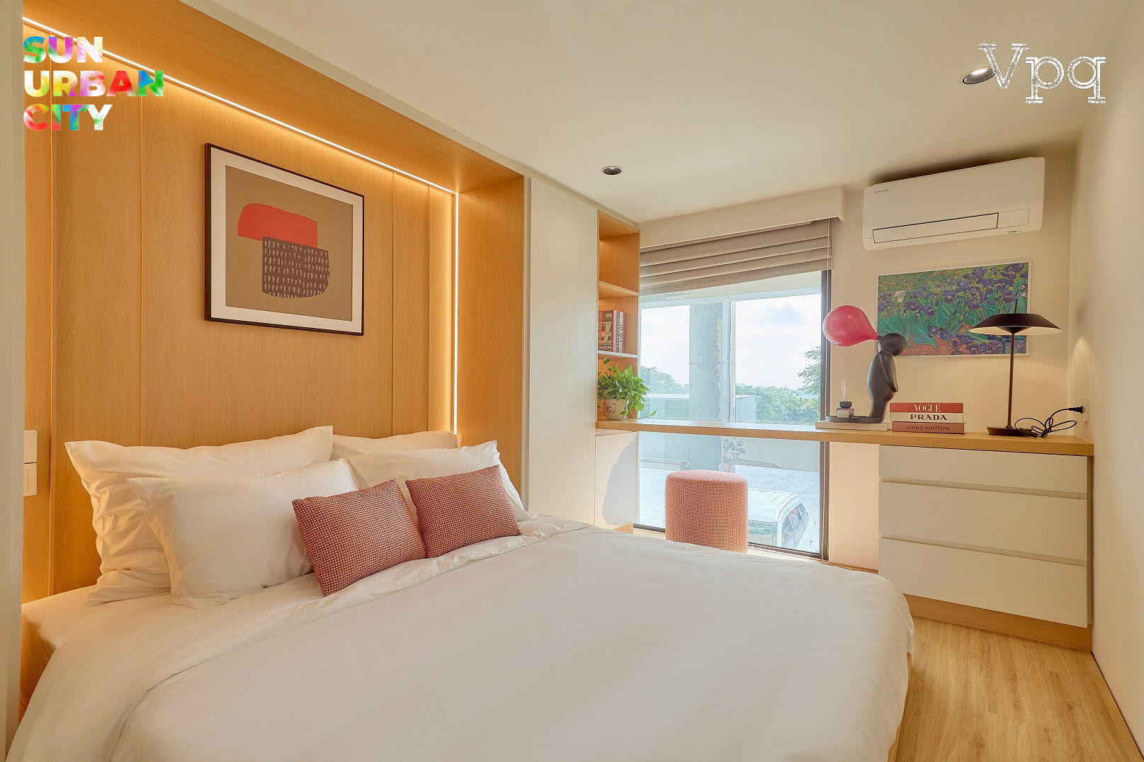 Mọi ph&ograve;ng ngủ trong căn hộ đều chan h&ograve;a nắng gi&oacute;