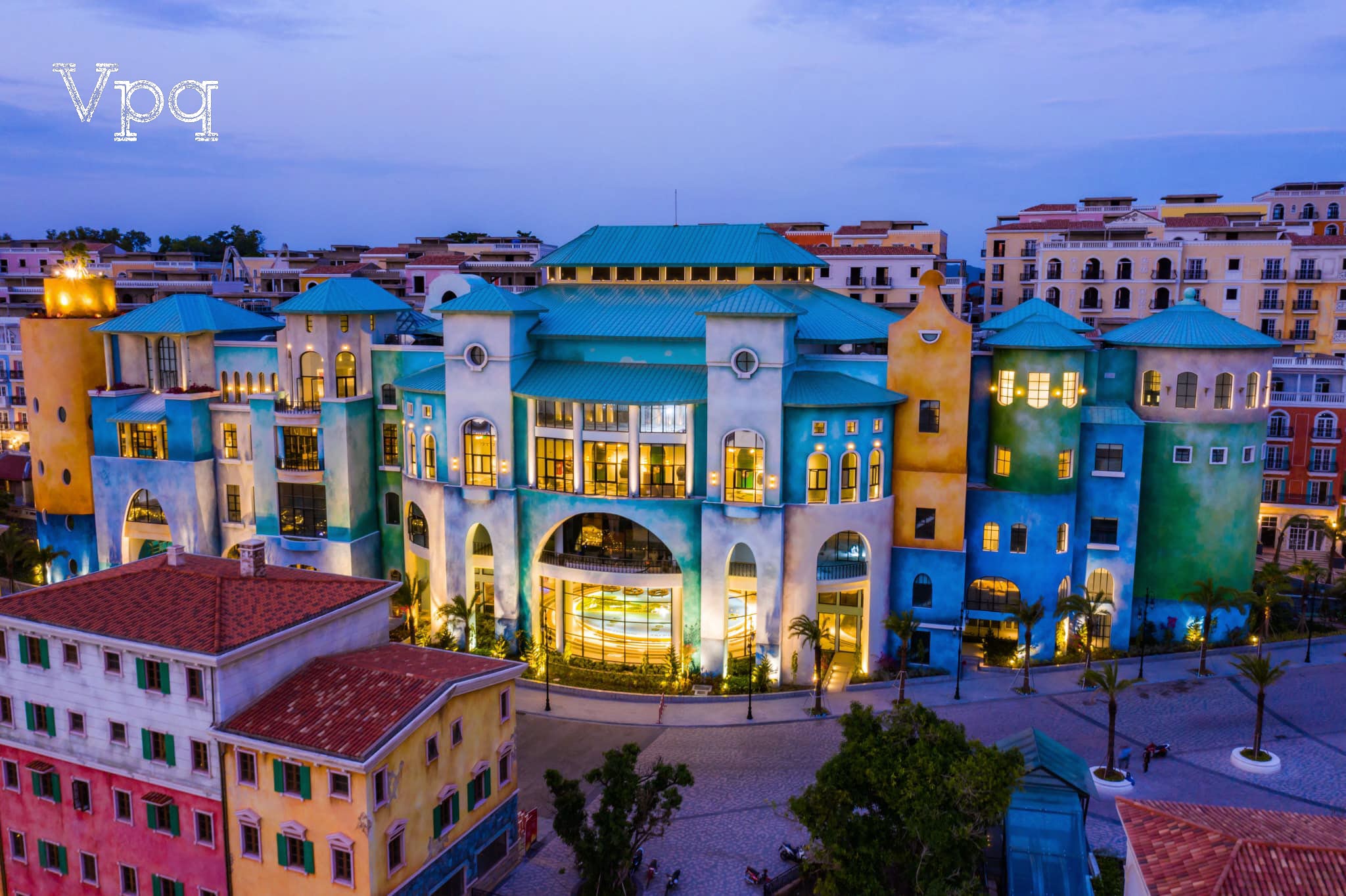 Th&aacute;nh đường nghệ thuật Sun Signature Gallery tại Địa Trung Hải Ph&uacute; Quốc
