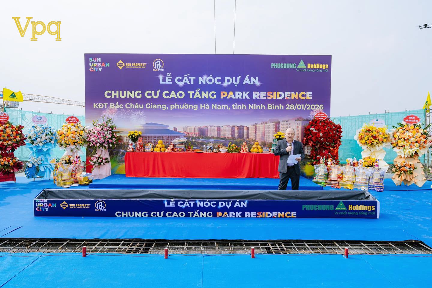 Nhà thầu phát biểu