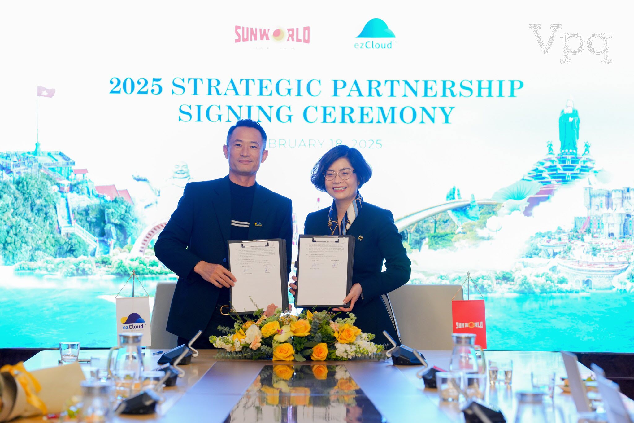 Cái bắt tay hợp tác giữa Sun World và EZcloud trong năm 2025