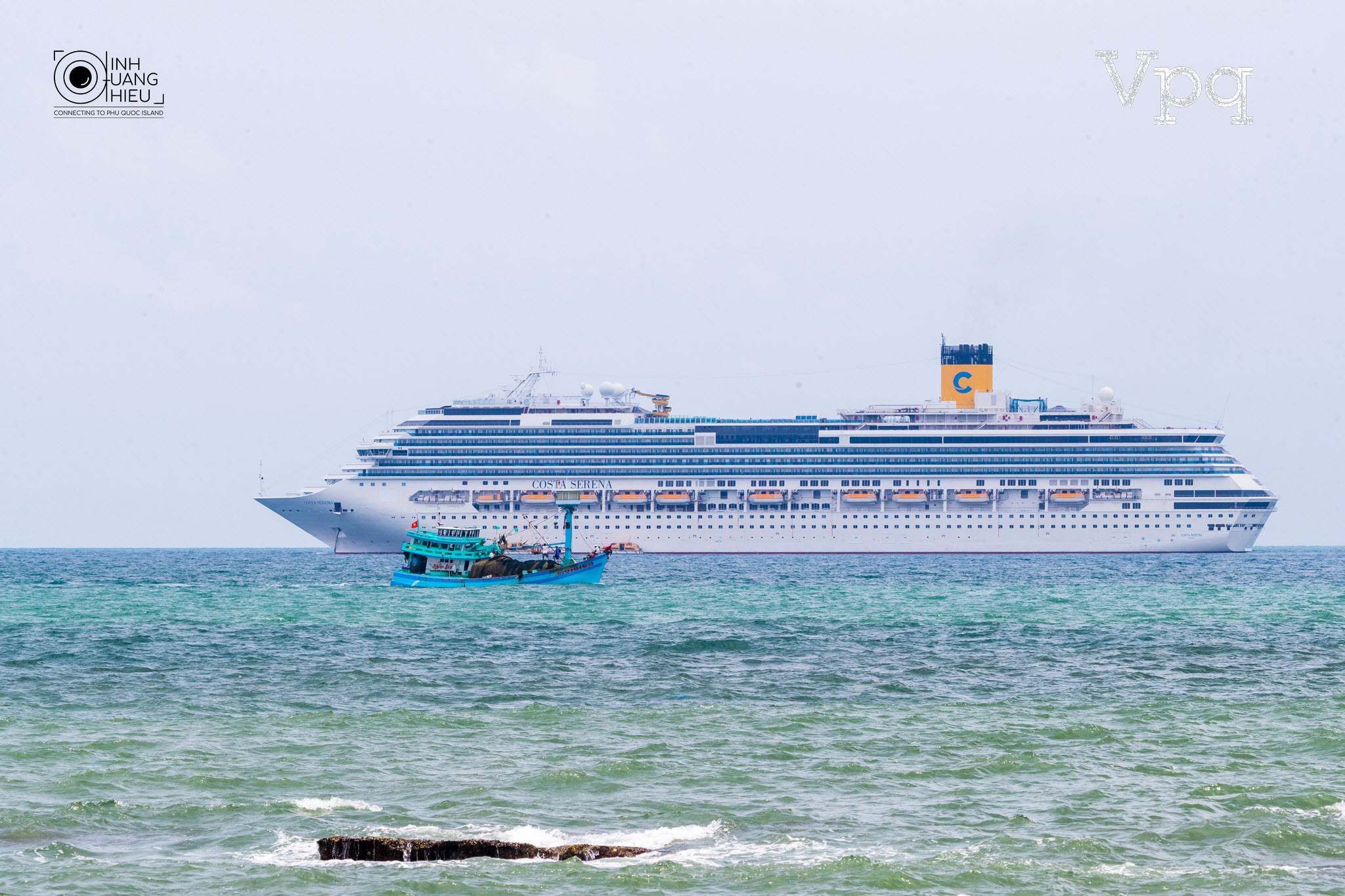 T&agrave;u Costa Serena gh&eacute; Ph&uacute; Quốc - Ảnh 19