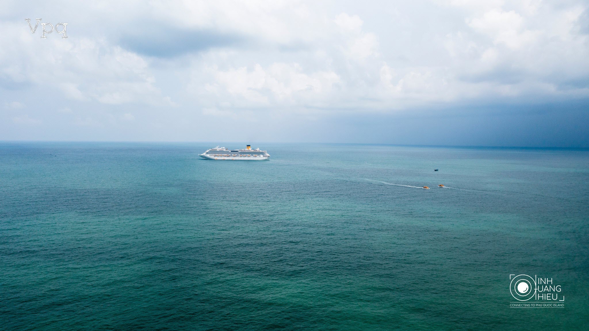 T&agrave;u Costa Serena gh&eacute; Ph&uacute; Quốc - Ảnh 21