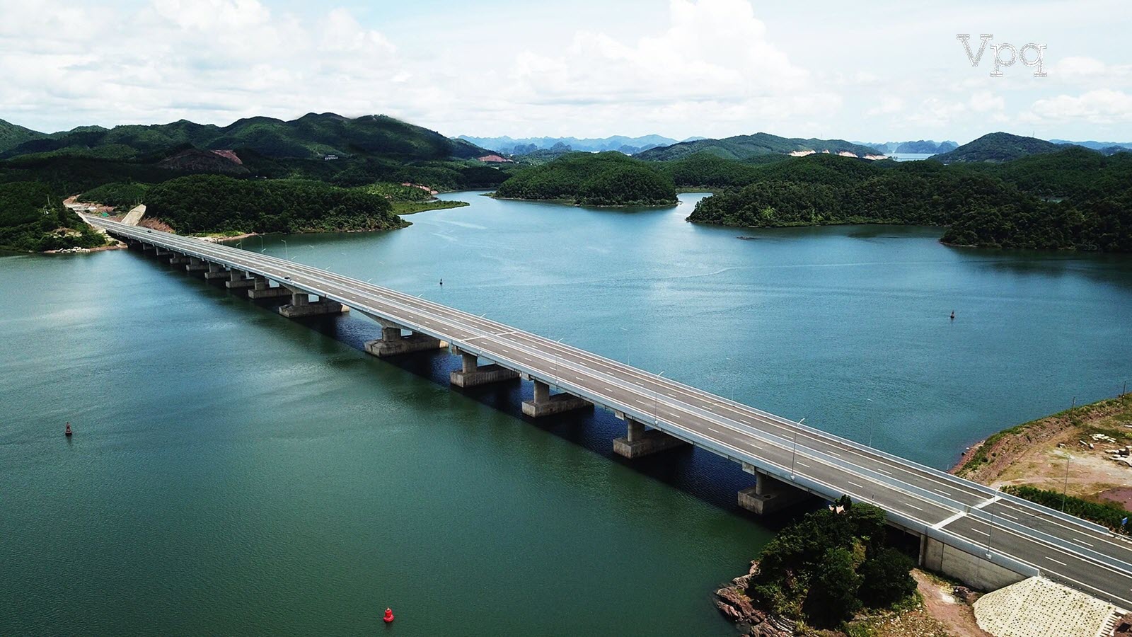 Tuyến cao tốc V&acirc;n Đồn - M&oacute;ng c&aacute;i, Quảng Ninh
