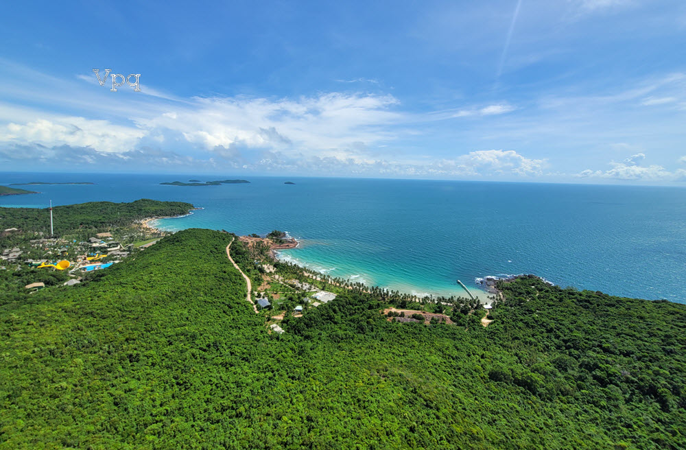 Những bãi biển tại Hòn Thơm đẹp tự thiên đường