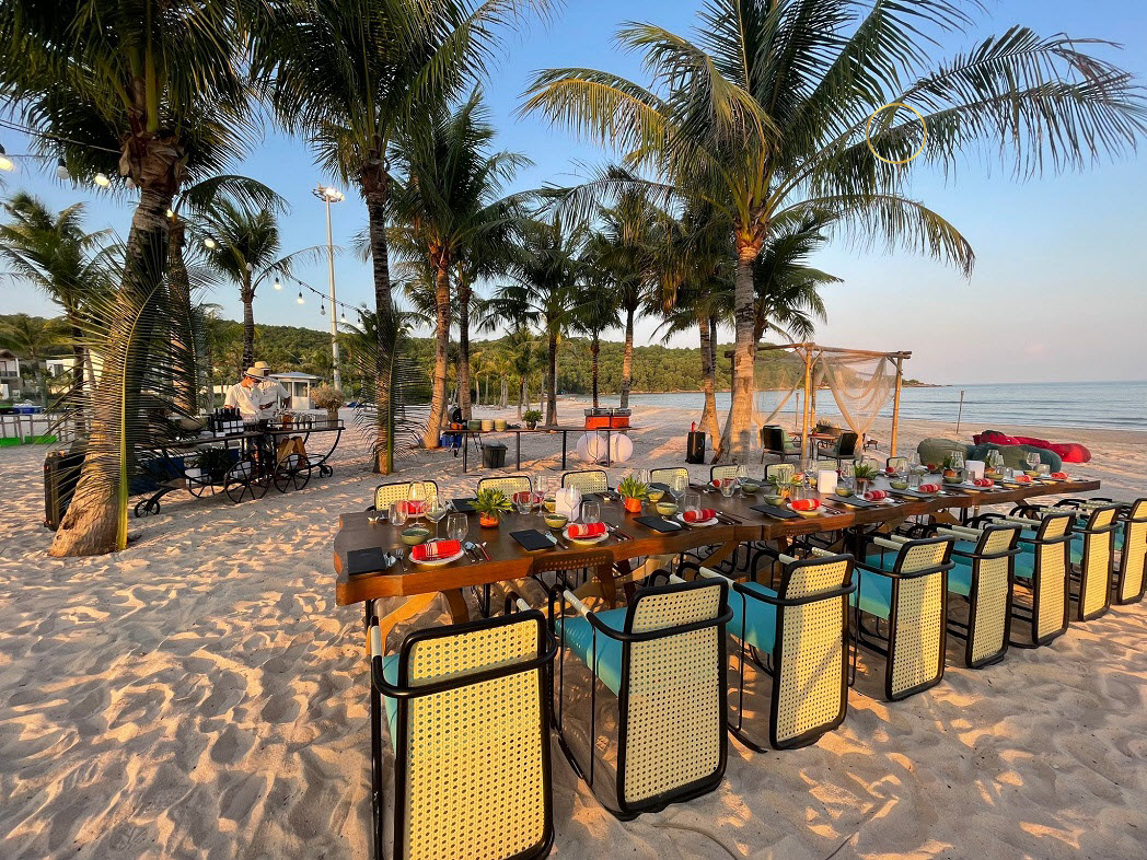 Khu vực nh&agrave; h&agrave;ng tại New World Phu Quoc Resort - Ảnh 2