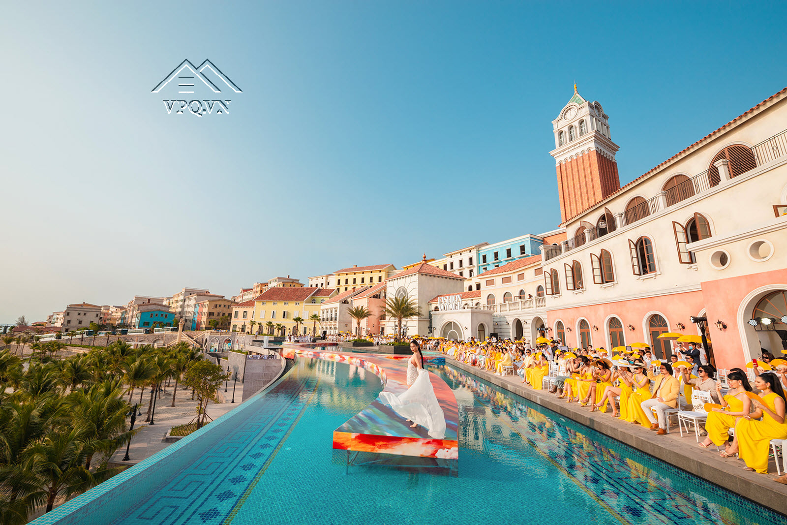 Curio by Hilton Collection Phú Quốc nằm tại Central Village đánh dấu sự có mặt đầu tiên của thương hiệu Hilton tại đảo Ngọc.
