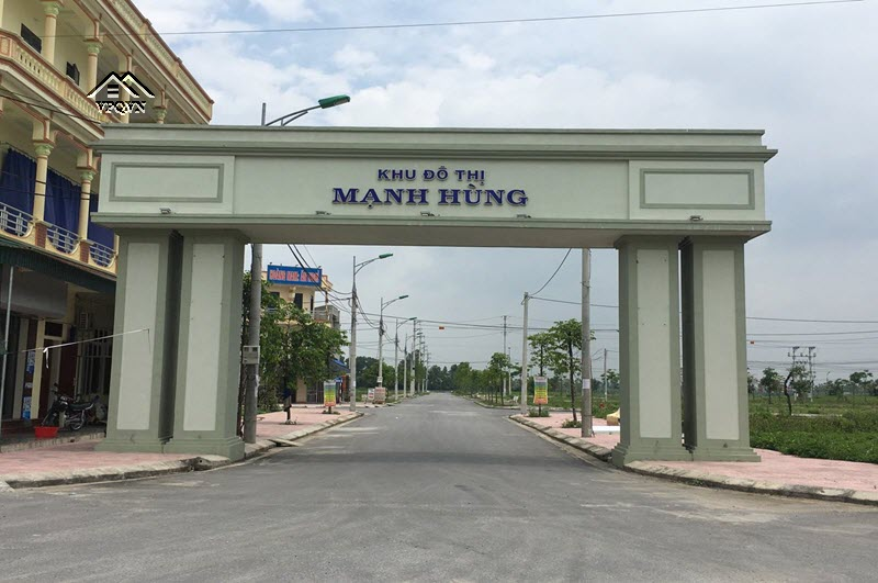Cổng khu đ&ocirc; thị Mạnh H&ugrave;ng H&agrave; Nam