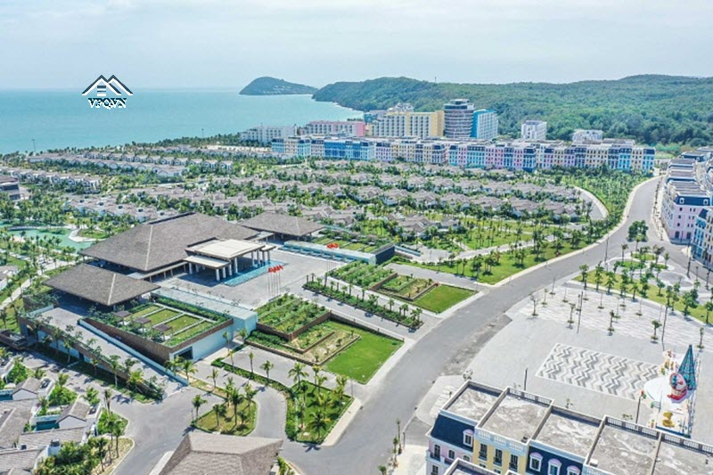 Sau 2 năm x&acirc;y dựng, khu nghỉ dưỡng mang phong c&aacute;ch "l&agrave;ng biển" - New World Phu Quoc Resort (t&ecirc;n cũ l&agrave; Sun Premier Village Kem Beach Resort) ho&agrave;n tất
