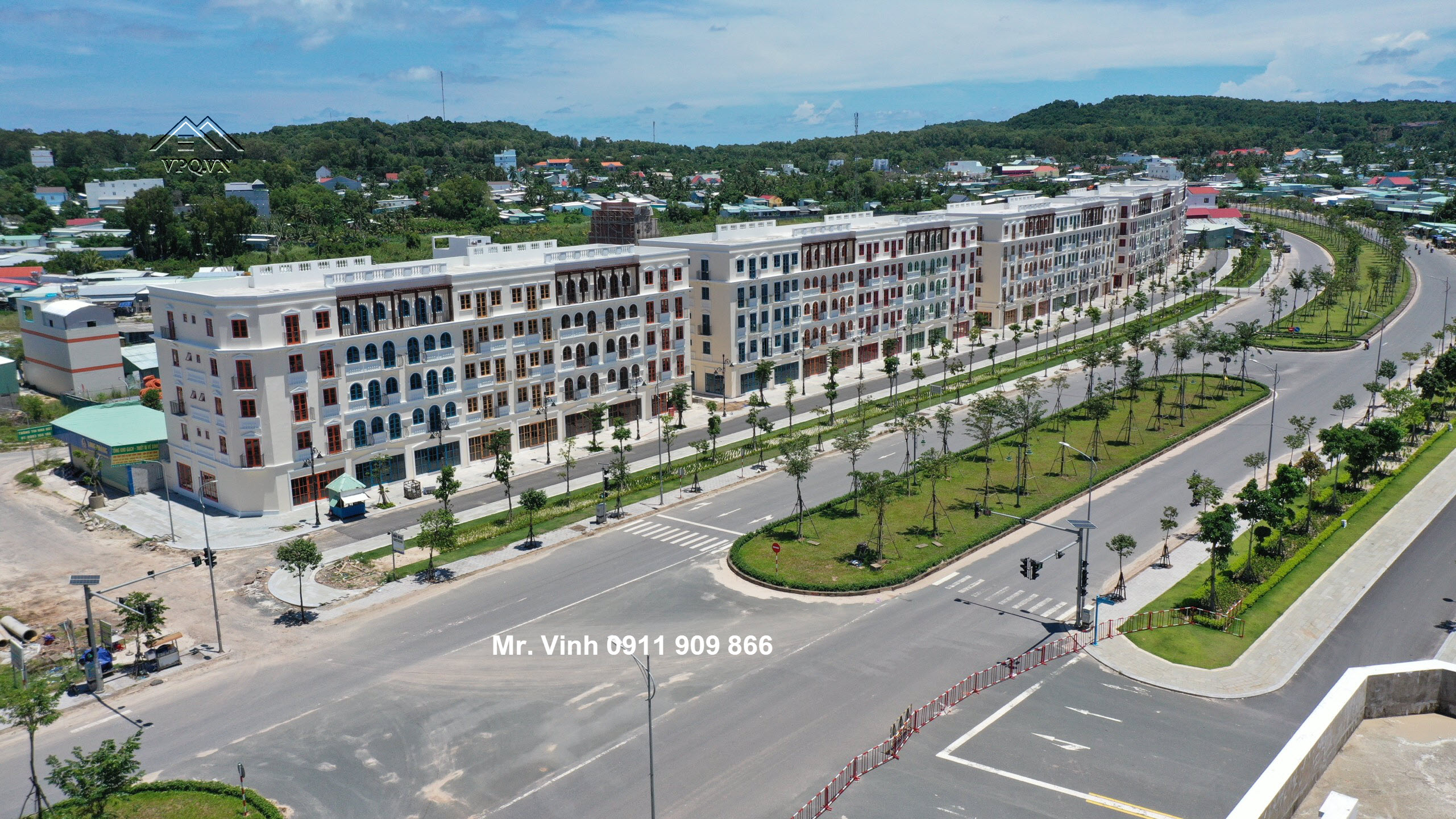 Hình ảnh thực tế dãy nhà phố đại lộ Gateway - Shophouse GT chẵn 2021