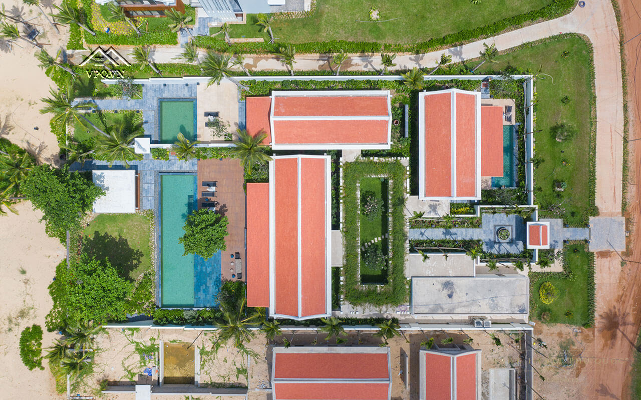 Biệt thự biển Park Hyatt nh&igrave;n từ tr&ecirc;n cao