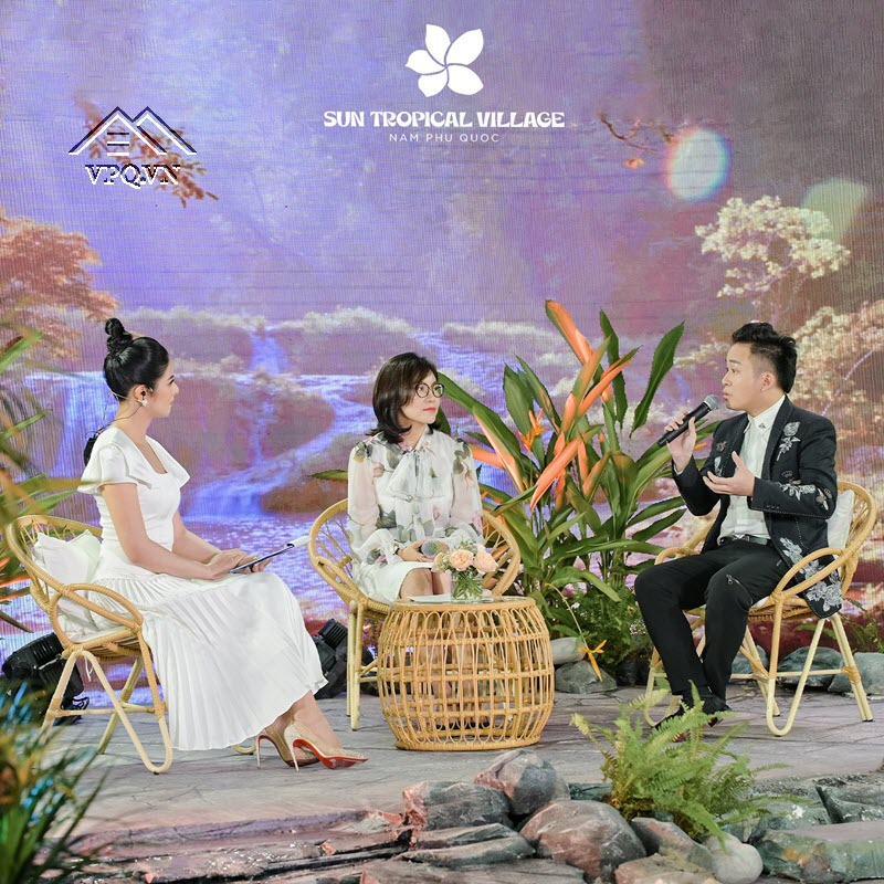 Ca sĩ T&ugrave;ng Dương chia sẻ trong sự kiện Sun Tropical Village