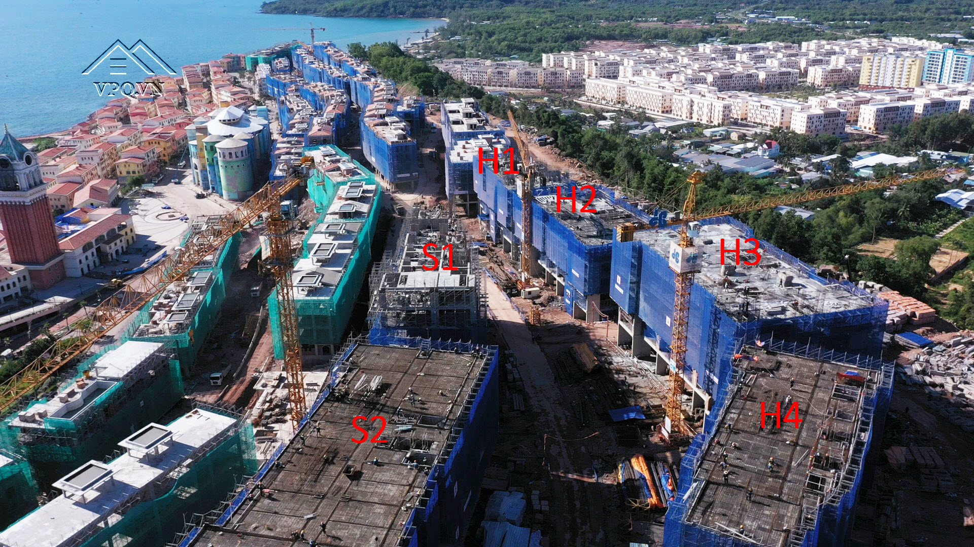 Với tiến độ thi c&ocirc;ng thần tốc CĐT dự kiến b&agrave;n giao tới kh&aacute;ch h&agrave;ng T9/2022